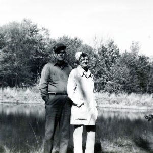 00-00-0000 Unidentified man and woman beside pond-website