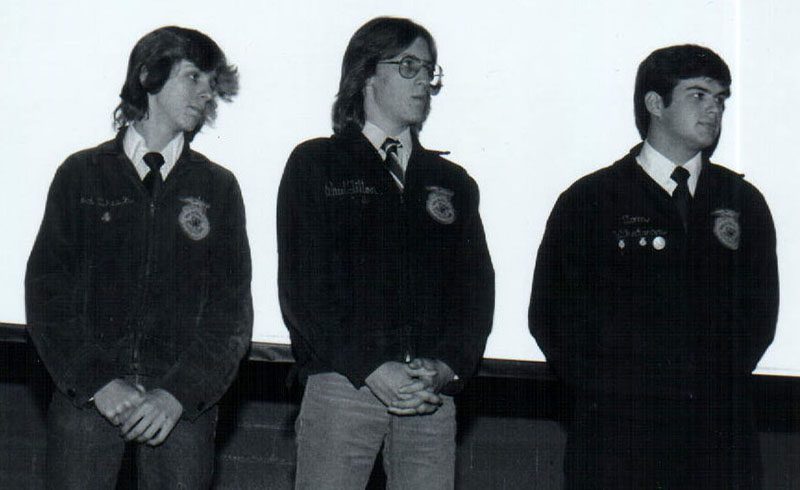 FFA Students 
Photo ID#: E87