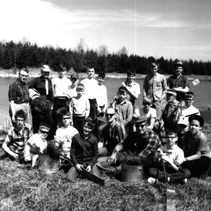 04-13-1968 4-H Club planting trees-website
