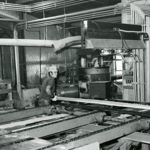07-12-1971 Roger Furr,edger,at Kaple Sawmill at Shiloh-website