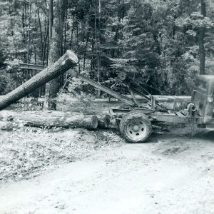 07-13-1964 Loading log on truck-website
