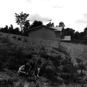 07-15-1975 425 Millsboro Rd Sec 31 Springfield Twp Angie & Leesa Bigelow on eroded yard cleared for construction #2-website