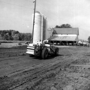 09-29-1971 Harry Mowry at Freeman Swank Farm-website