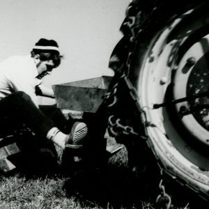 Planting Seedlings Using a Tree Planter (photo by Robert Mills)-010