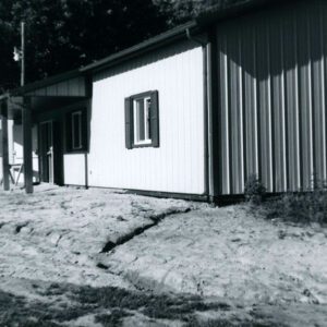 00_00_0000_Erosion_around_a_building_website-5328