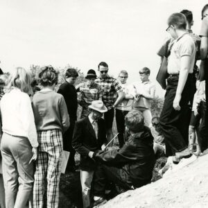 00_00_0000_Group_of_students_and_an_instructor_Website-4981