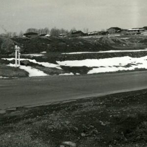 00_00_0000_Snow_at_side_of_road_near_a_subdivision_website-5385