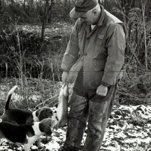 00_00_1967_Bill_Wilkins_with_rabbit_and_hunting_dogs_photo_by_Richard_Martin_website-2741