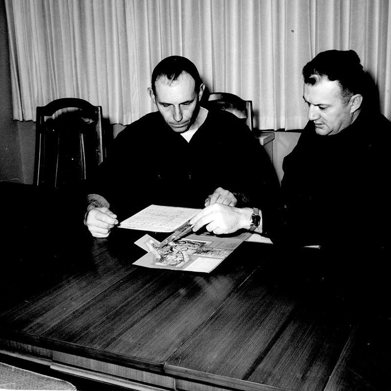 January 13, 1966
Reading conservation plan of farm
Photo ID#: RSWCD457