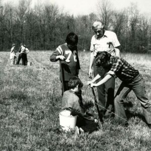 04_24_1975_Dr._Geo.Bart_supervises_an_arboretum_tree_planting_by_Scout_Troop_155_at_OSU_Mansfield_Campus._See_back_for_names_Website-4904