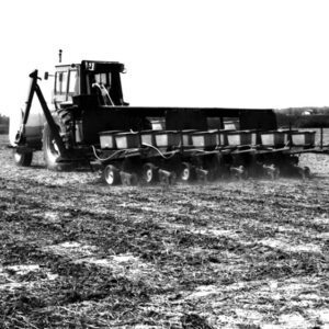 May 5, 1980 K. Ernst planting No-till in soybean stubble on Fred Grauer’s farm