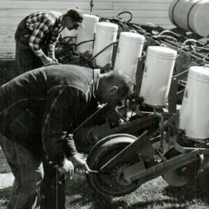 May 7, 1980 Leonard and Eugene Rietschlin Corn Planter with 6-30 rows