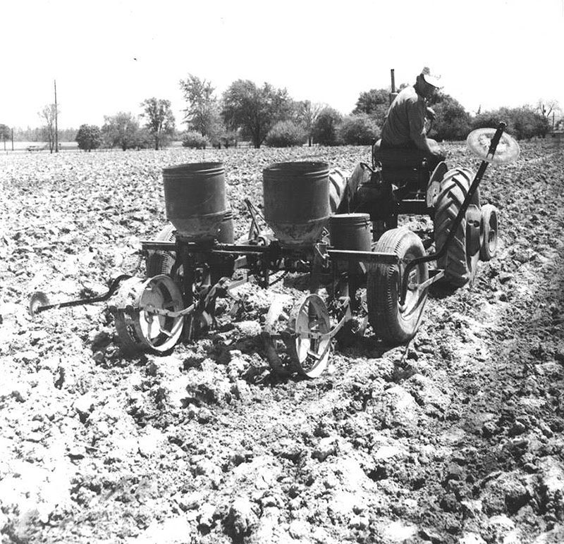 May 27, 1966
R. Arter
Photo ID#: A255
