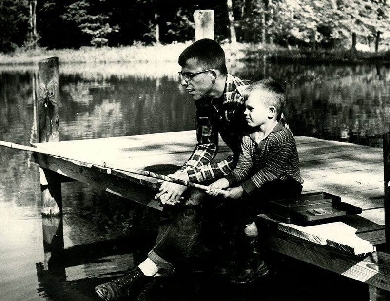 May 31, 1965
Tom and Tod Mills fishing at Ed Kramer's pond
Photo ID#: P49