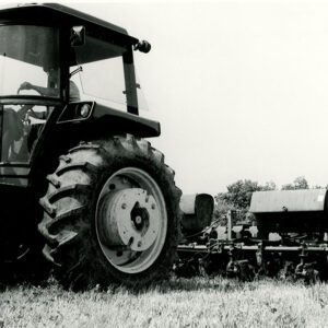 June 3, 1976 Terry Kochheiser, Ray Temple Farm, No-till corn