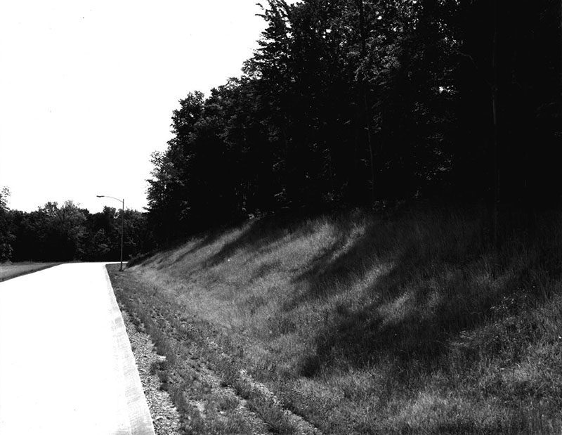 July 15, 1975
Tappan warehouse, Graded and grassed berm controlling erosion
6 miles West of Mansfield off Chambers Road
Photo ID#: U41