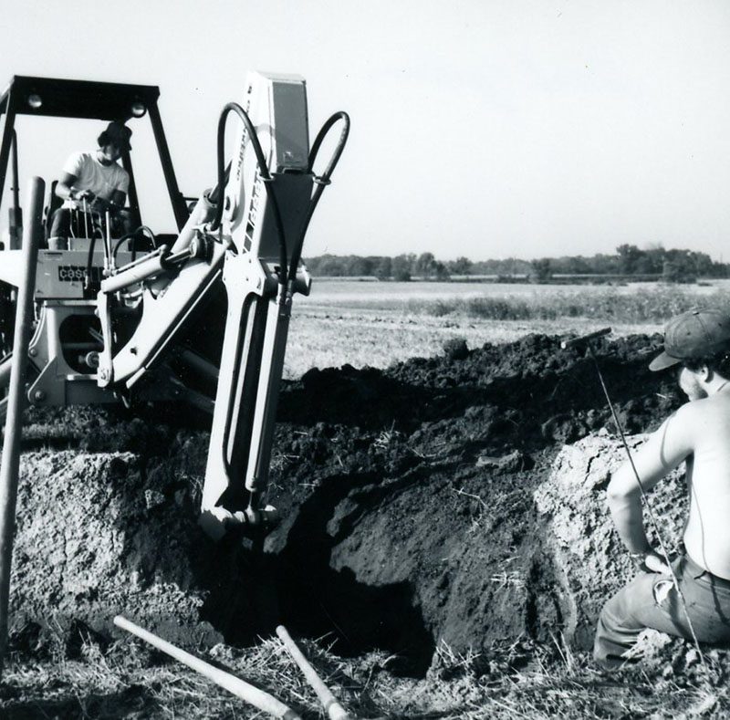 July 28, 1976
Rick Gosser installing drainage tile
Photo ID#: A679