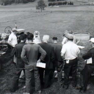 09_16_1965_Ag_Worker_Tour_Swigart_Farm__2_website-3413