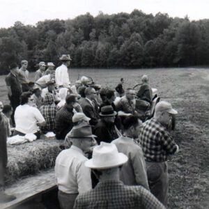09_16_1965_Ag_Worker_Tour_Swigart_Farm__3_website-3414