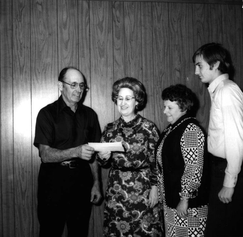 October 17, 1974
Paul Egner, Miss Margaret B., Lilly Harvey and Jeff Van Loon
Photo ID#: P70