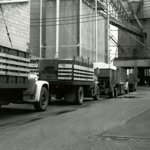 October 17, 1980 Richland County farmers line up to sell their harvest Shelby OH AGRON 10 harvesting Equipment
