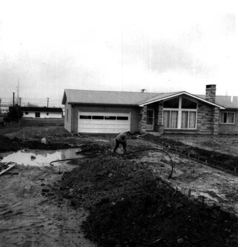 November 11, 1966
G. Hunt residence
800 Lexington-Springmill Road
Photo ID#: U54
