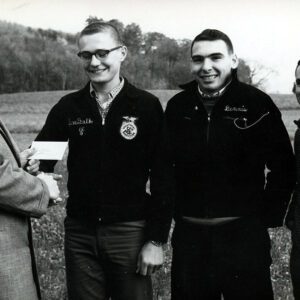 Land_Judging_unidentified_man_giving_award_to_3_young_people__2_Website-5040
